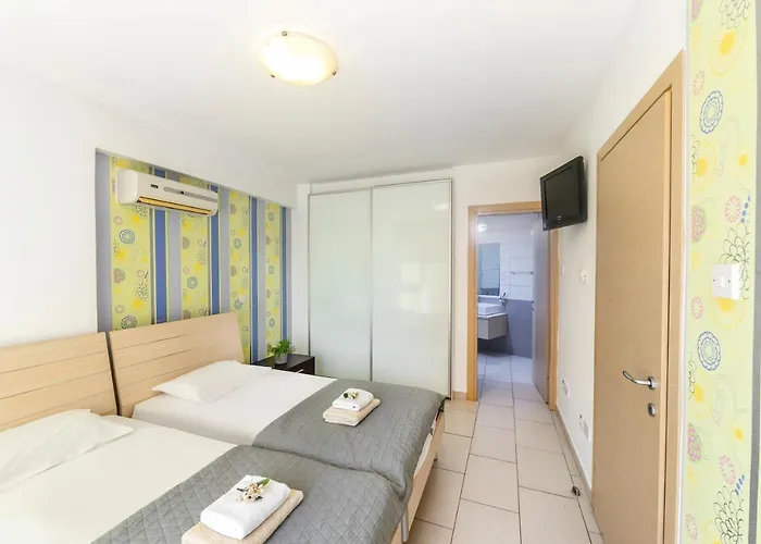 Fig Tree Bay 103 شقة